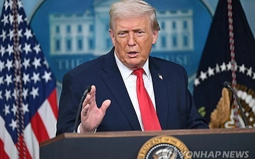 Трамп Оңтүстік Корея автомобильдеріне тарифті 25%-ға дейін көтерді