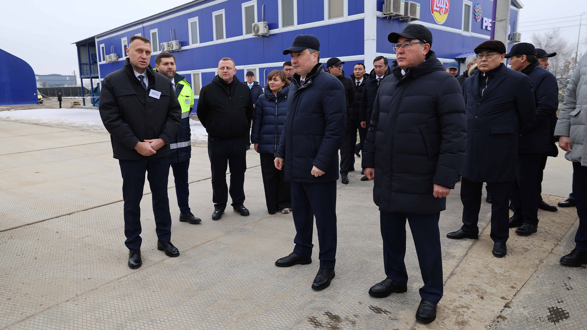 Олжас Бектенов Алатау қаласының инвестициялық және инфрақұрылымдық жобаларымен танысты