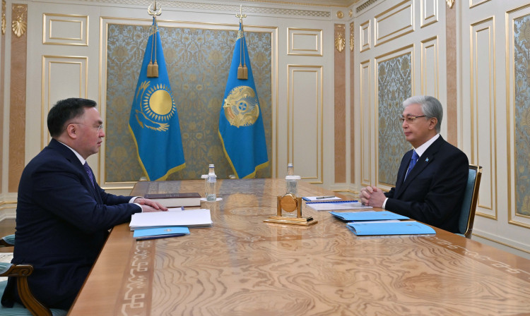 Мемлекет басшысы Жоғарғы Сот төрағасын қабылдады