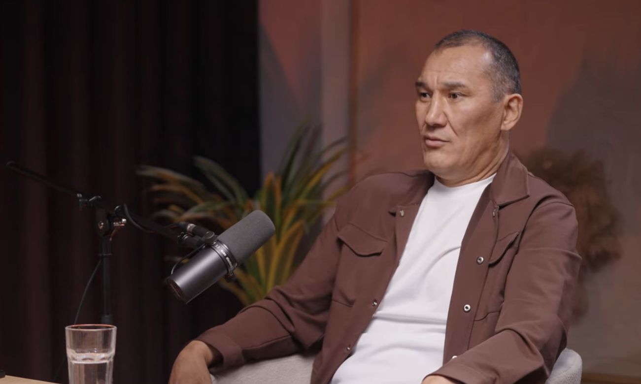 "Бізде 20 мың теңгелік шапан алмай кеткен палуандар бар": Жұлдызхан Тайырбеков көкпаршыларға құрмет көрсетуді қырғыздардан үйренуге шақырды