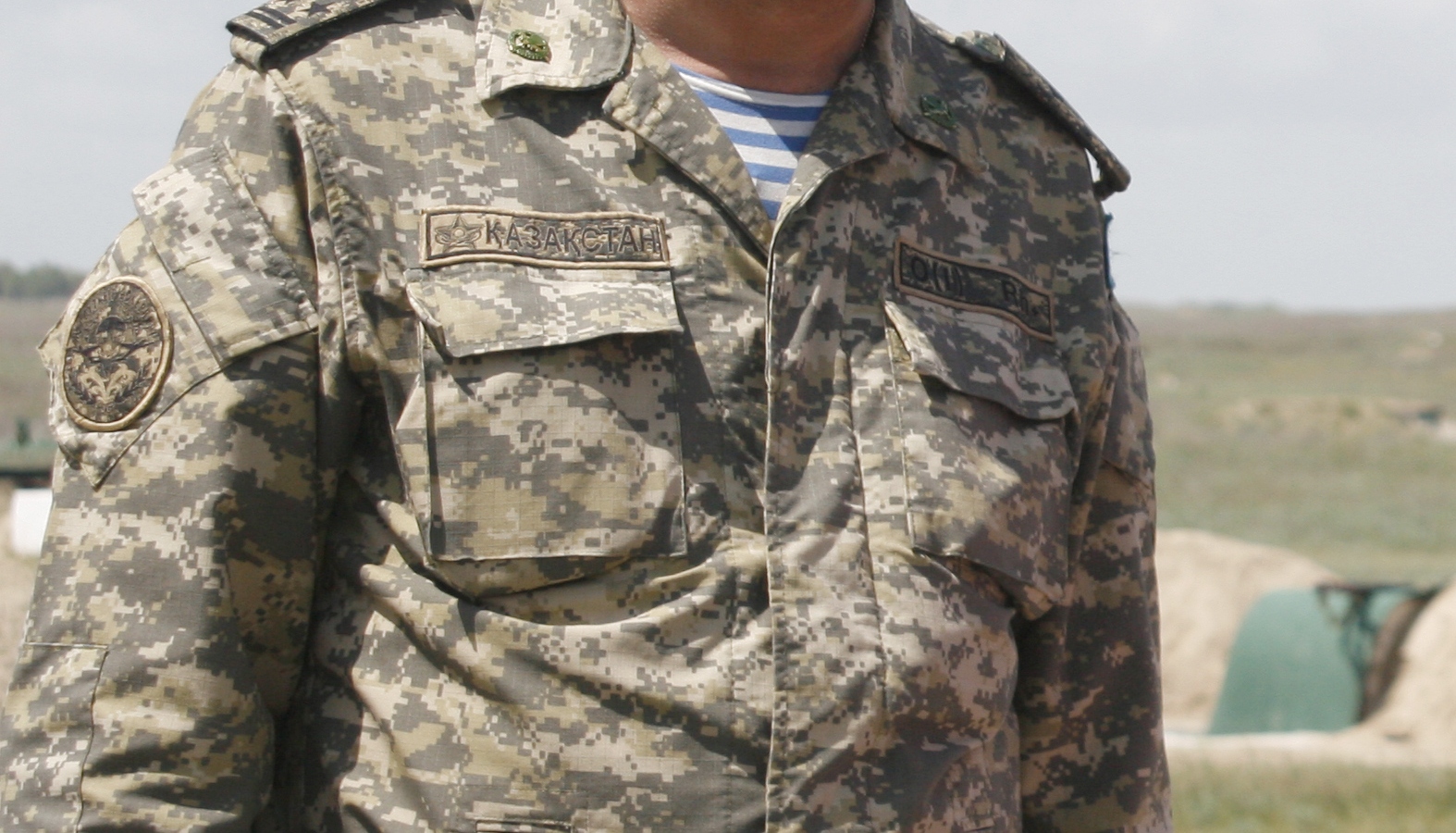 Қазақстанда мерзімді әскери қызметкерлерге несие алуға тыйым салынады: құжат жарияланды