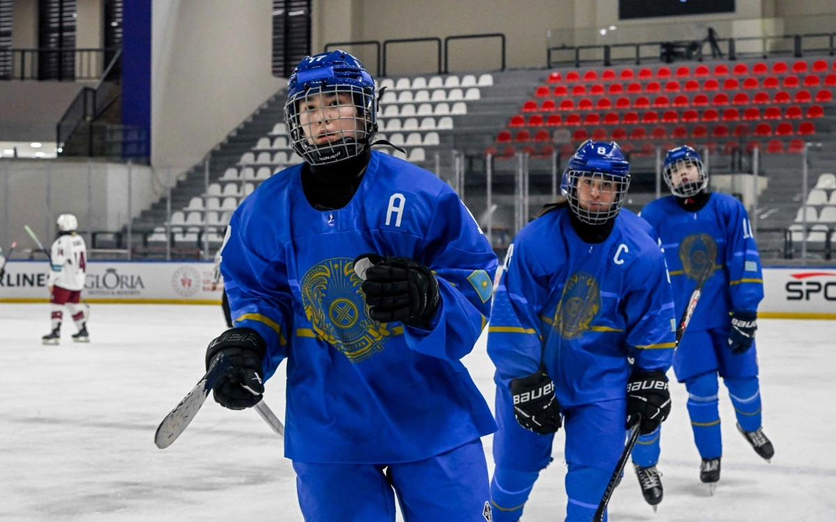 Хоккейден Қазақстан қыздар құрамасы бүгін әлем чемпионатында Оңтүстік Кореямен ойнайды