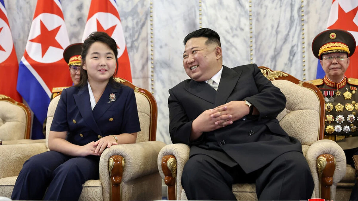 Сеул: Ким Чен Ын 13 жасар қызын мұрагер ретінде дайындап жатыр 