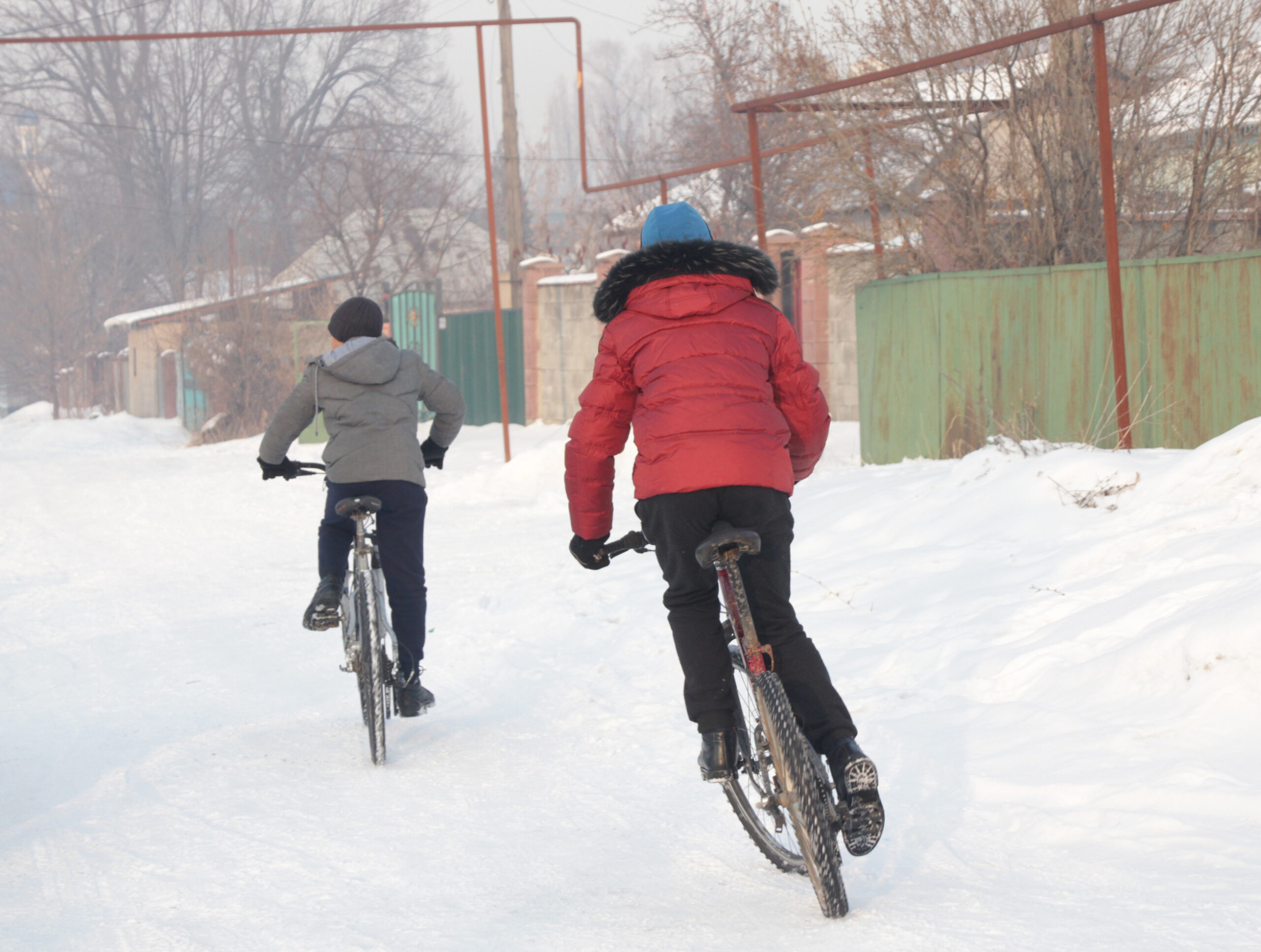 Оқушыларға телефон ұстауға толық тыйым салынуы мүмкін