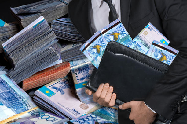 152 миллион теңге мен жалған құжат: Кәсіпкерлер сиыры жоқ болса да сүт, сары май, ірімшік "өңдеген" 