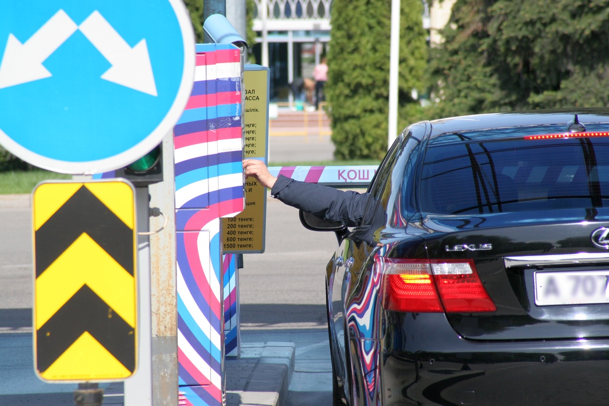 Қазақстанда ақылы жолдардың бірқатары тегін болады