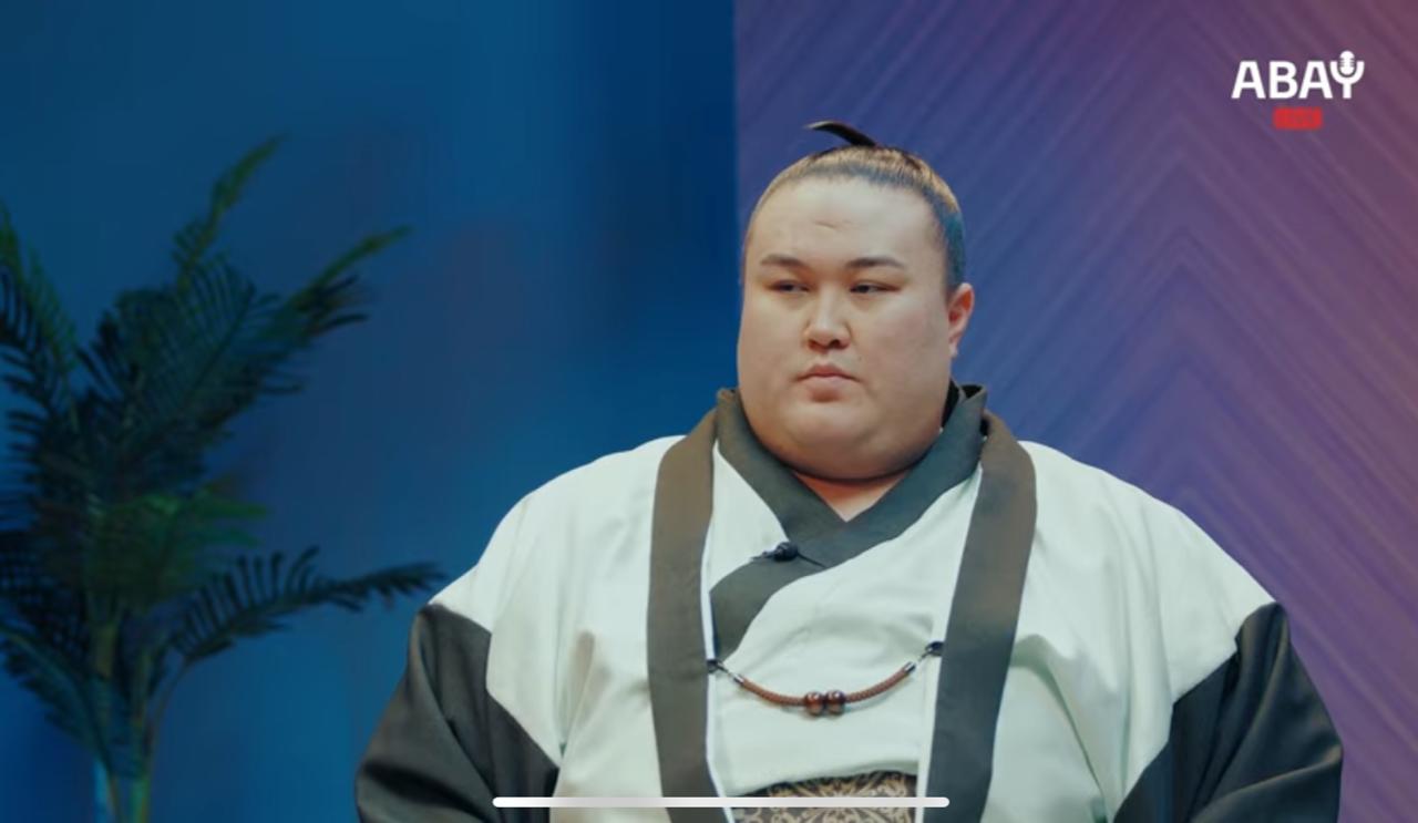 "Көпшілік алдында жәй киіммен жүруге, көлік айдауға болмайды": Ерсін Балтағұл сумодағы қатаң талаптар туралы айтты