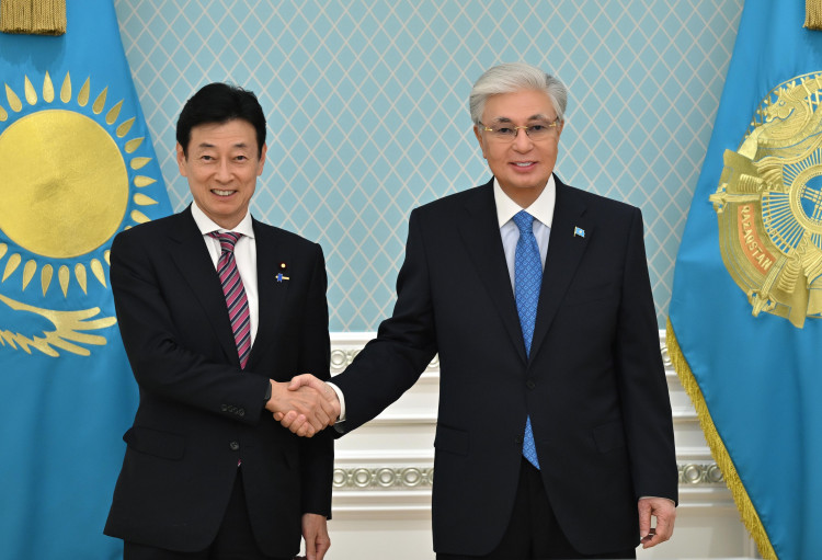 Мемлекет басшысы Жапония Парламентінің Қазақстанмен достық лигасының төрағасы Ясутоши Нишимураны қабылдады