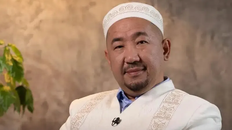 "Дін бойынша еркектерге ботокс жасауға бола ма": Нұрлан имам жауап берді