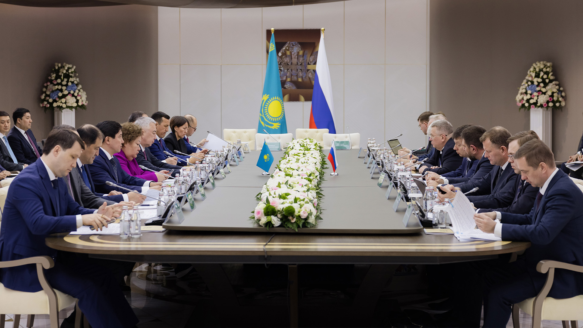 Қазақстан мен Ресей Өңірлік экологиялық саммит алаңында негізгі ынтымақтастық мәселелерін талқылады