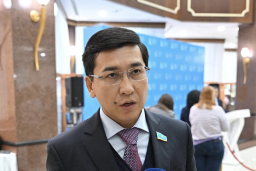 Психолог адамның өмірін тас-талқан етеді - Асхат Аймағамбетов