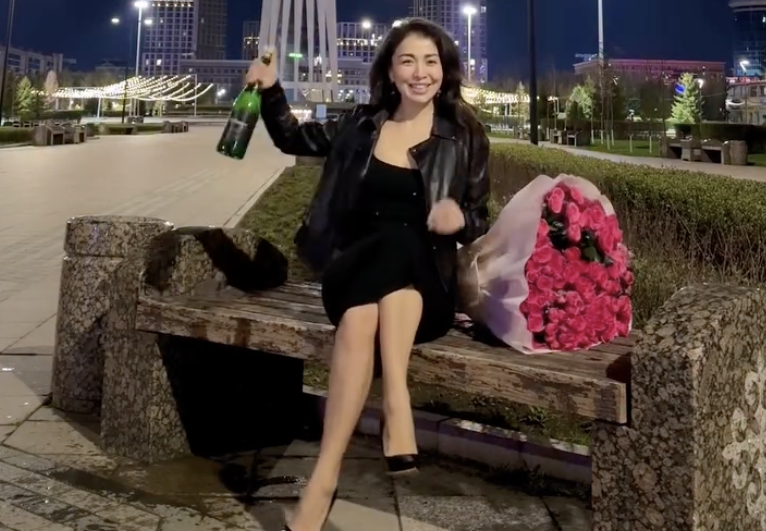 "Орындық пен жерді бүлдірді, айыппұл төлесін": Туған күнін ішімдікпен қарсы алған танымал "Қалаулым" блогерінің басы дауға қалды