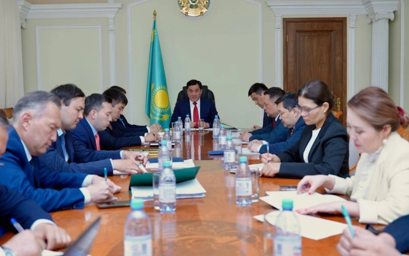Қазақстанда жылына 10 млн тонна өңдейтін ірі мұнай өңдеу зауытын салуға дайындық басталды
