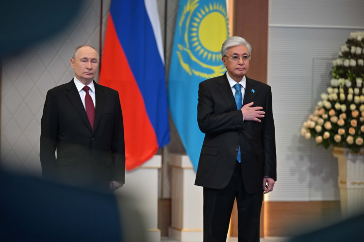 Мемлекет басшысы Қасым-Жомарт Тоқаев пен Ресей Президенті Владимир Путин шағын құрамда келіссөз жүргізді