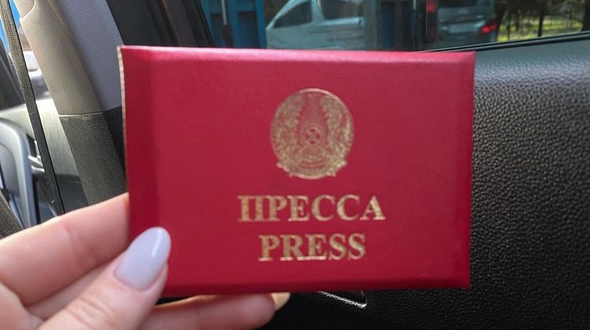 «Журналистерді қорғау тетіктері жоқ»: Әлемде баспасөз бостандығына қысым күшейіп барады. Қазақстан да өз позициясын жоғалтты 