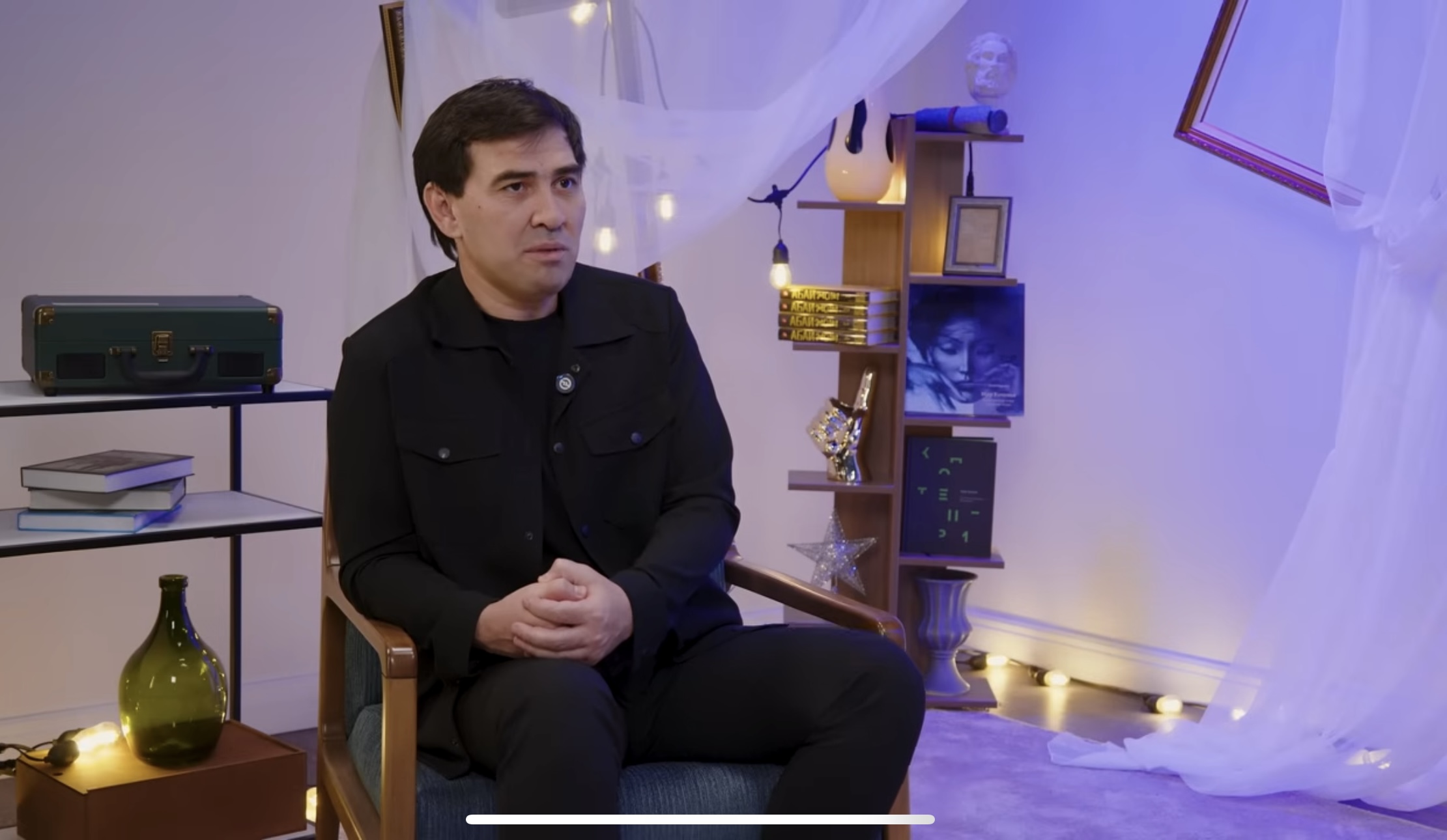 “Махаббатымыз үйленгеннен кейін пайда болды”: Асан Пердешов екінші әйелімен қалай танысқанын айтты