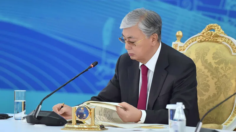 Тоқаев мәдениет саласында стипендиялар тағайындады