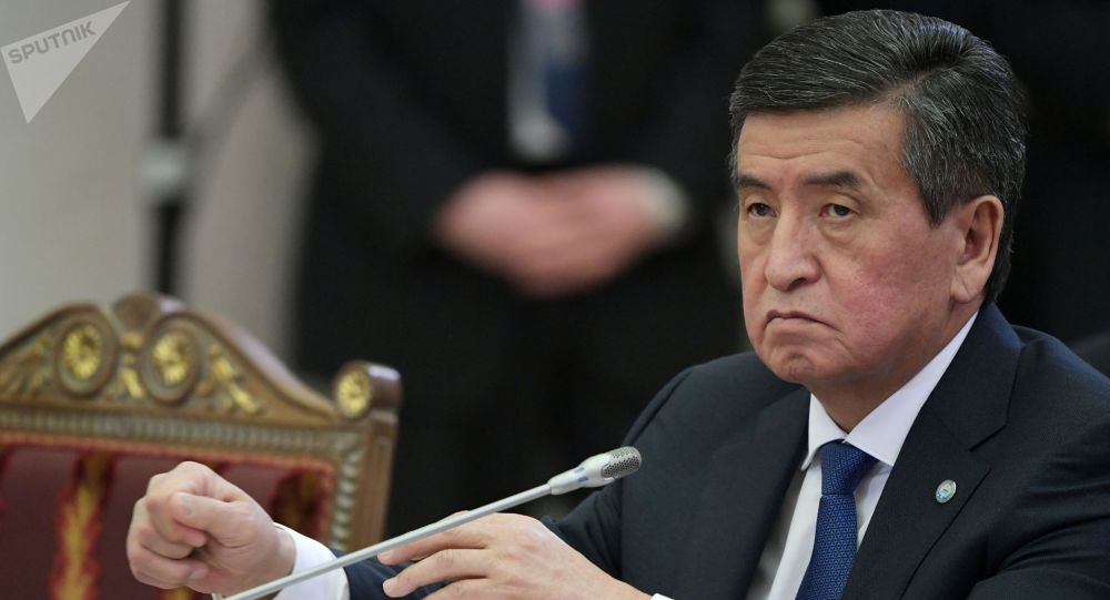 Қырғызстандағы дүрбелең: президент Жээнбековтің қайда екені белгілі болды  