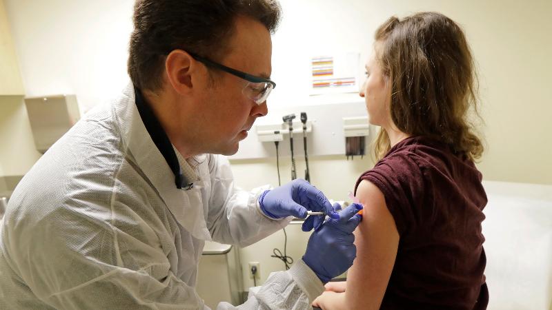 Алматыда вакцина салынып жатқан сауда үйлерінің тізімі жарияланды