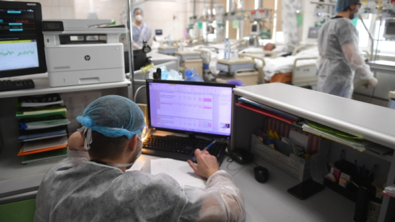 "Омикрон" штамы коронавирустың бесінші толқынын тудыруы мүмкін - дәрігерлер