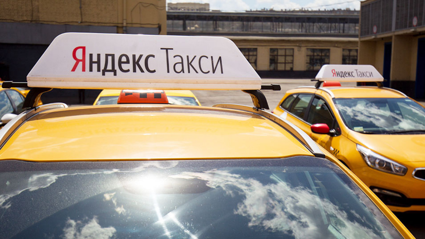 "Яндекс" такси жүргізушілері Шымкентте жұмысқа шығудан бас тартты