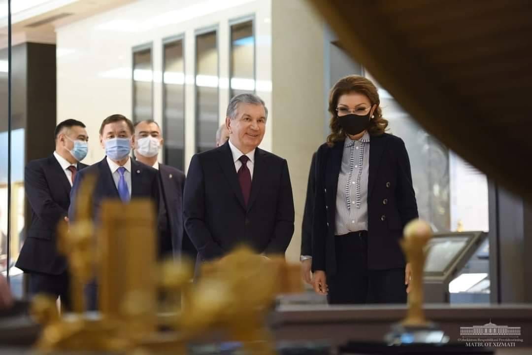 Дариға Назарбаева  Өзбекстан Президенті  Шавкат Мирзиёевпен кездесті