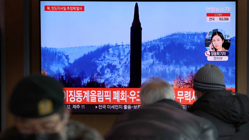 Солтүстік Корея Жапон теңізіне қарай белгісіз снаряд ұшырды - БАҚ
