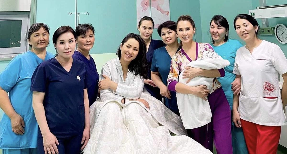 Танымал дизайнер, блогер Әсем Нұрсейітова қызды болды