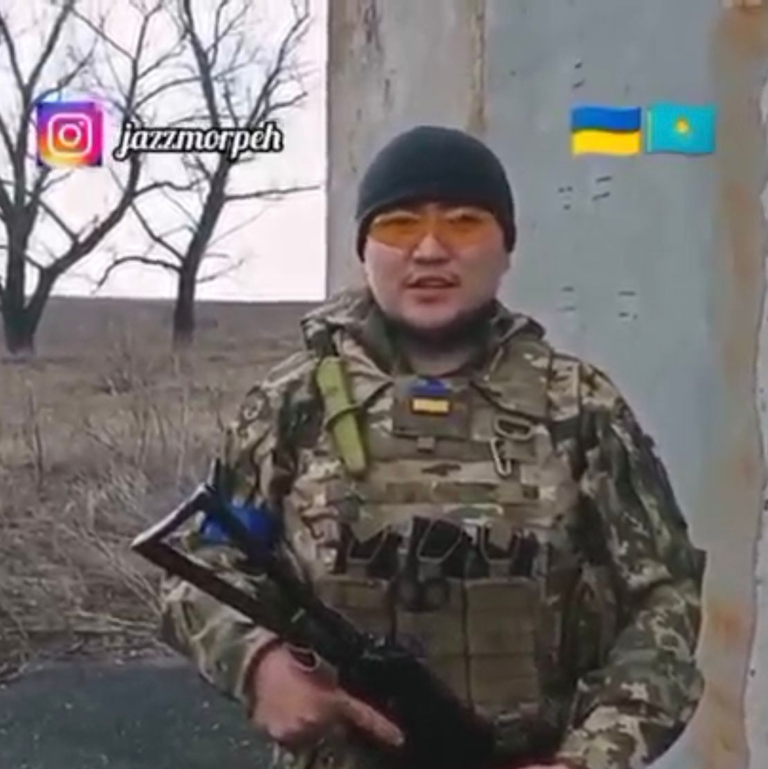 «Мұнда фашистер жоқ. Жаңалыққа сенуге болмайды»: Украинада жүрген Арқалық қазағы үндеу жолдады 