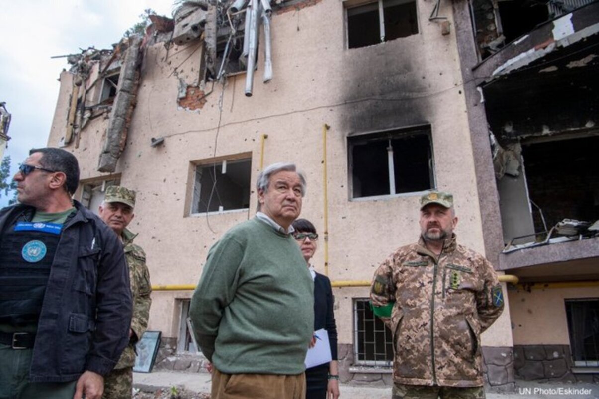 «Зеленскиймен кездесуде Киевке бомба түсті» - БҰҰ Бас хатшысы