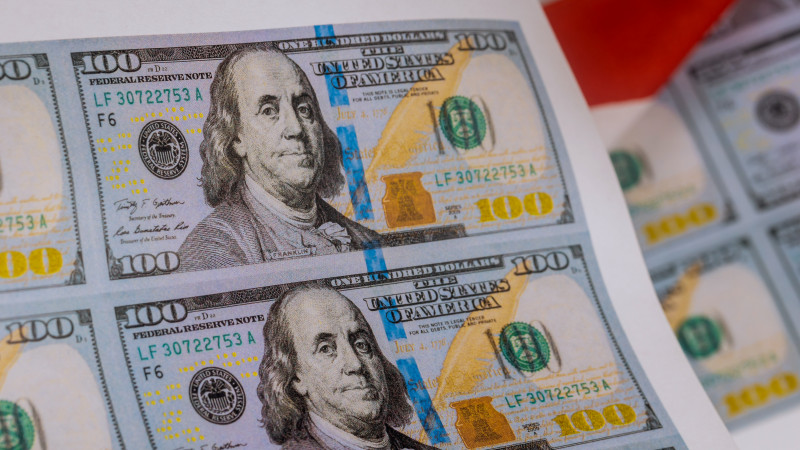 Доллар мен еуро бағамы төмендеді