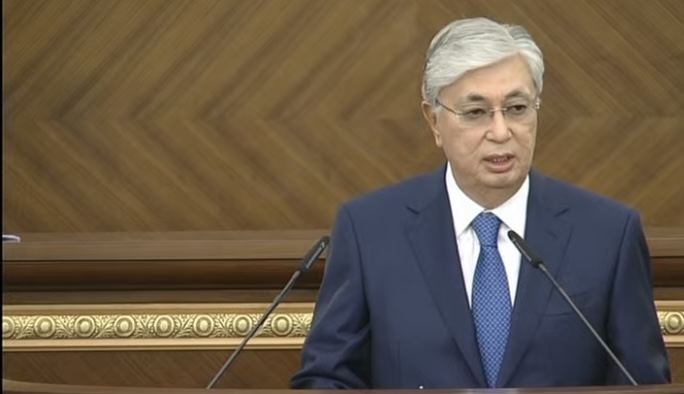 "Мемлекеттің баға белгілеуге араласуынан кезең-кезеңімен бас тарту керек" - Тоқаев