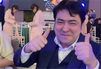 "Сиыр - менің досым": Мейрамбек Беспаев ұлының шәйға құмар екенін айтып күлдірді 