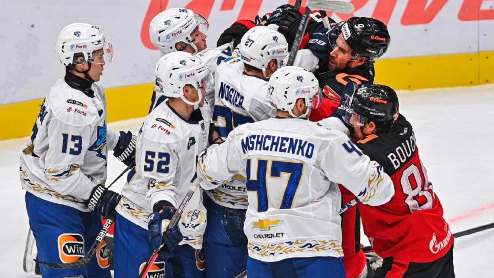 Қатарынан төрт жеңіліс: "Барыс" ХК "Сибирьден" жеңілді