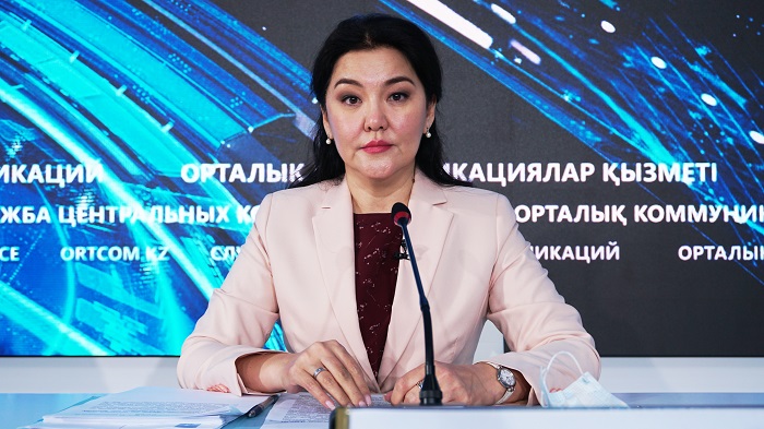 "Халқымызды соғыссыз өлтіресіз": Белгілі заңгер Денсаулық сақтау министрінің отставкаға кетуін талап етті