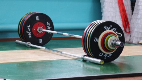 Еламан Сейітқазы ауыр атлетикадан әлем чемпионатында 8-орын алды