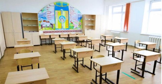 10-11 сынып оқушыларының бір уақытта мектепте де, колледжде де білім алуына болады