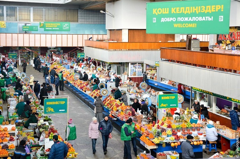 В Алматы оштрафовали Зеленый базар