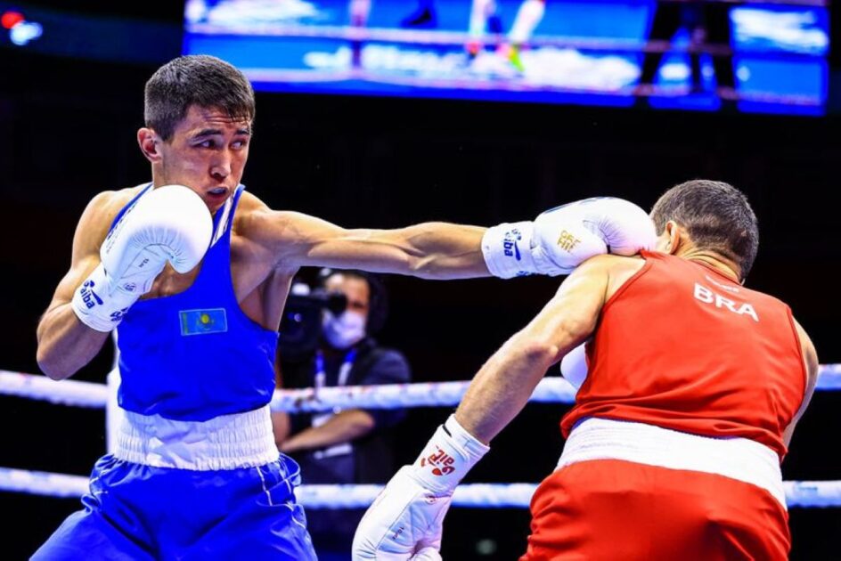 Бокстан ӘЧ: Санжар Тәшкенбай мен Махмұт Сабырхан финалға өтті