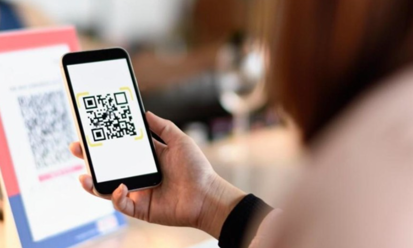Еліміздегі колледждерде диплом QR-код арқылы беріле бастады