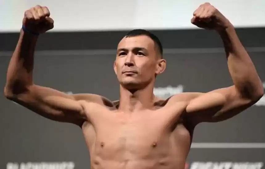 Дамир Ысмағұлов екі мәрте жеңілгеннен кейін UFC қатарынан шығарылды