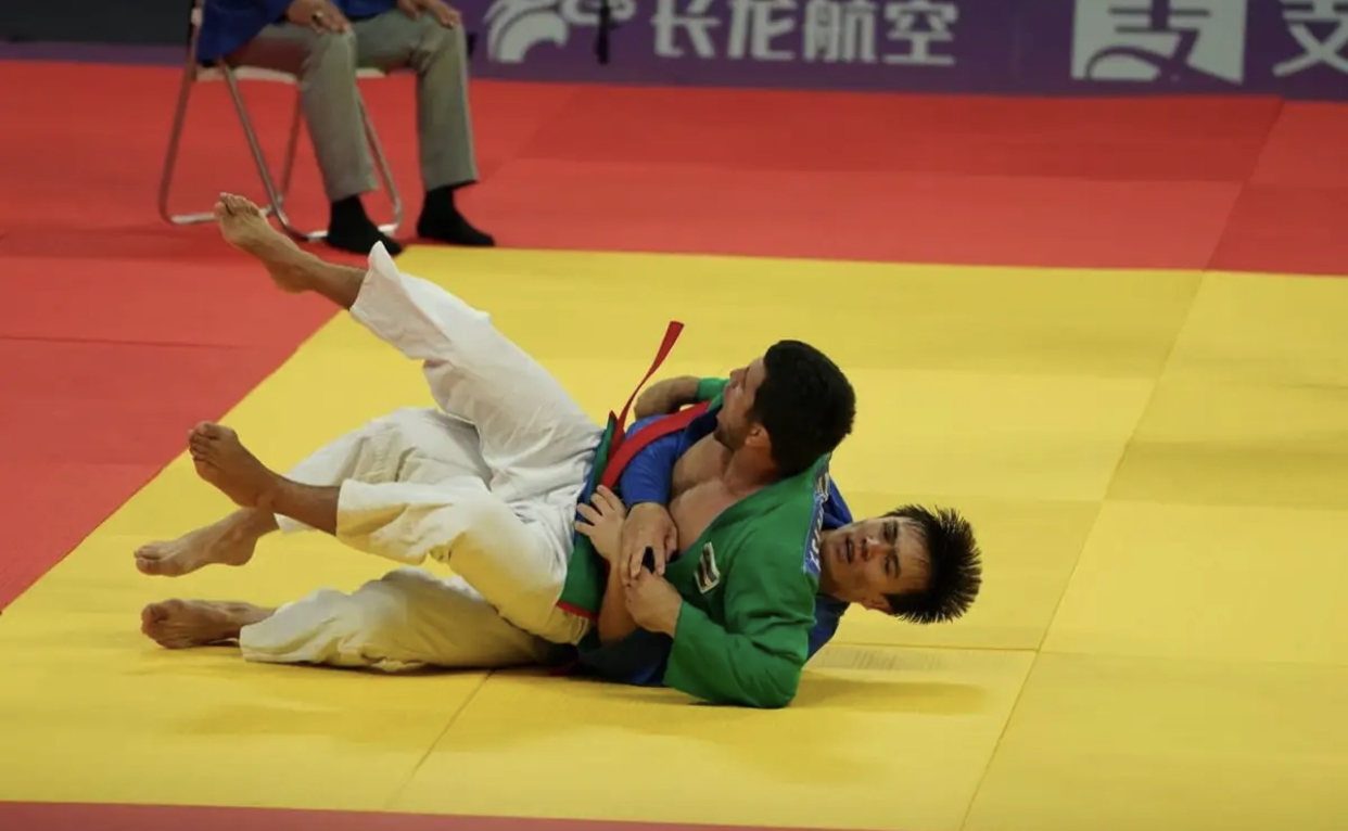 Бекәділ Шәймерденов Ханчжоудағы ойындарда «күміс» алды