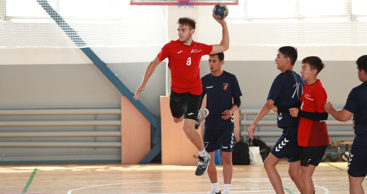 "29 жылдық үзілістен кейін": Қазақстандық гандболшылар Азия чемпионатына аттанады